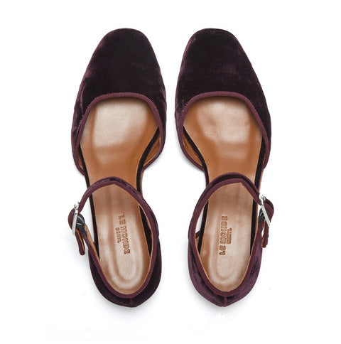 Le monde Beryl burgundy velvet Mary Jane sandal, overhead view